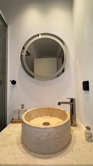 Shower, hair dryer, towels, soap -  A Little cozy Maisonette in Corfu (Corfu)