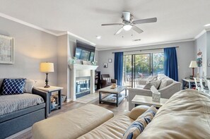 Living area - Hot Springs Escape • Walk to Pool & Hot Tub • Updated Emerald Isle Condo (Hot Springs)