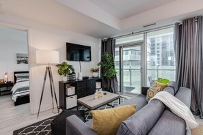 Classic Room | Living area - The Theatre District Suites (Toronto)
