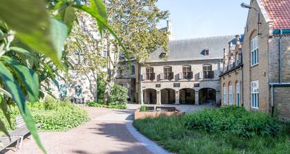 Maison urbaine moderne au cœur de Veurne.