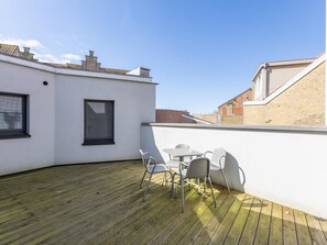 Outdoor dining - Modern city house in the heart of Veurne (Veurne)