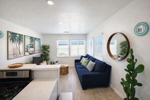 Interior - New! Modern 1BR w Parking Steps to Bay & Boardwalk (San Diego)