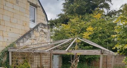 Fully-equipped studio near the Loire