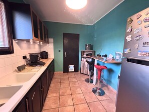 Private kitchen - La Bulle des Sablettes, Jacuzzi & walk to beach (La Seyne-sur-Mer)