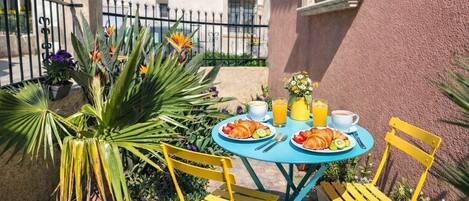 Servei de restauració a l'aire lliure