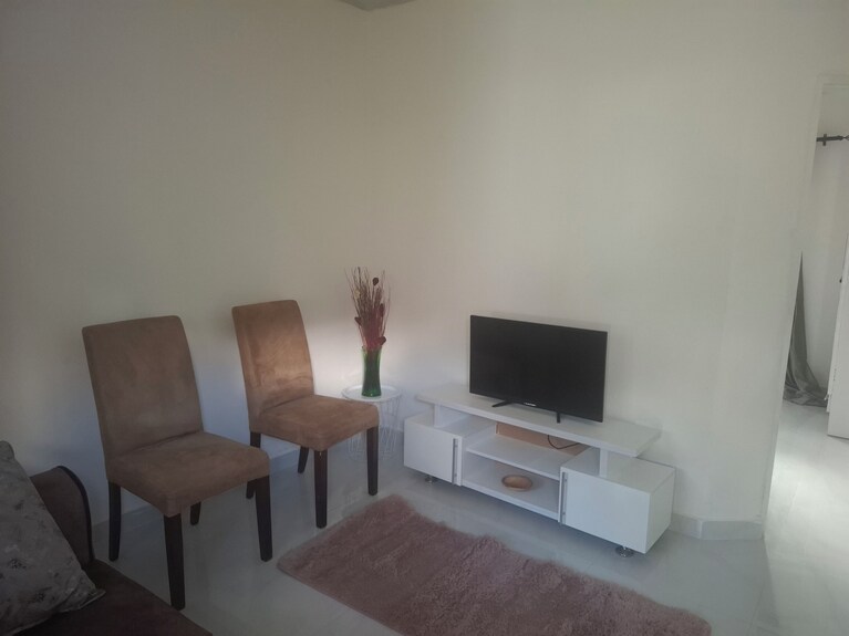 Quaint 1-bedroom Cottage In Tranquil Lusaka Perfect For Relaxing Stay - Lusaka