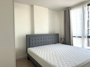 1 bedroom, iron/ironing board, WiFi, bed sheets - Ekkamai Sukhumvit 65, Pet Friendly, 900m to BTS (กรุงเทพมหานคร)