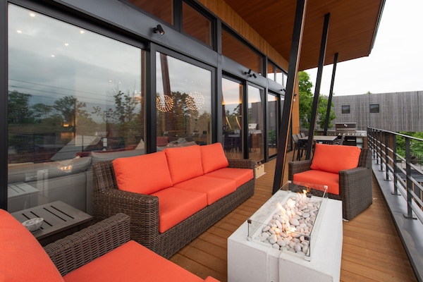 Chalet, Balcony, Mountain View | Balcony