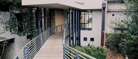 Apartment, 2 Bedrooms, Private Pool | Property grounds