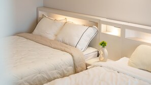 Basic Room, 1 Bedroom (Room 304) | 1 bedroom, free WiFi - Yeongheungdo Geurigo Pension (Incheon)