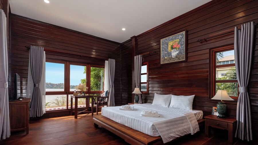 Mekong Riverside Villa