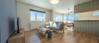 Furano Entire House｜Ski & Lavender｜Mountain View｜Groups up to 10 ｜ 3BR