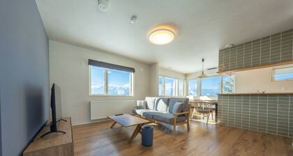 Furano Entire House|Ski & Lavender|Mountain View|Groups up to 10 | 3BR