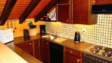 Apartemen Klasik, 4 kamar tidur | Dapur pribadi