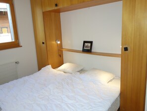 Comfort Apartment, 4 Bedrooms - Cozy Apartment for Groups (Sion)