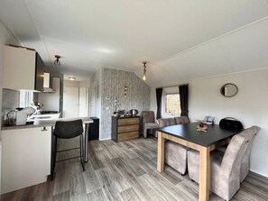 Casa conforto, 3 quartos | Sala de estar