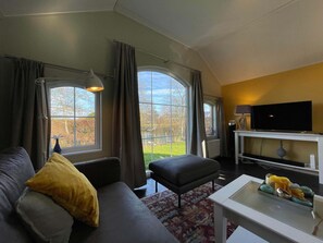 Living room - Home in the Historic Sint Nicolaasga (Sint Nicolaasga)