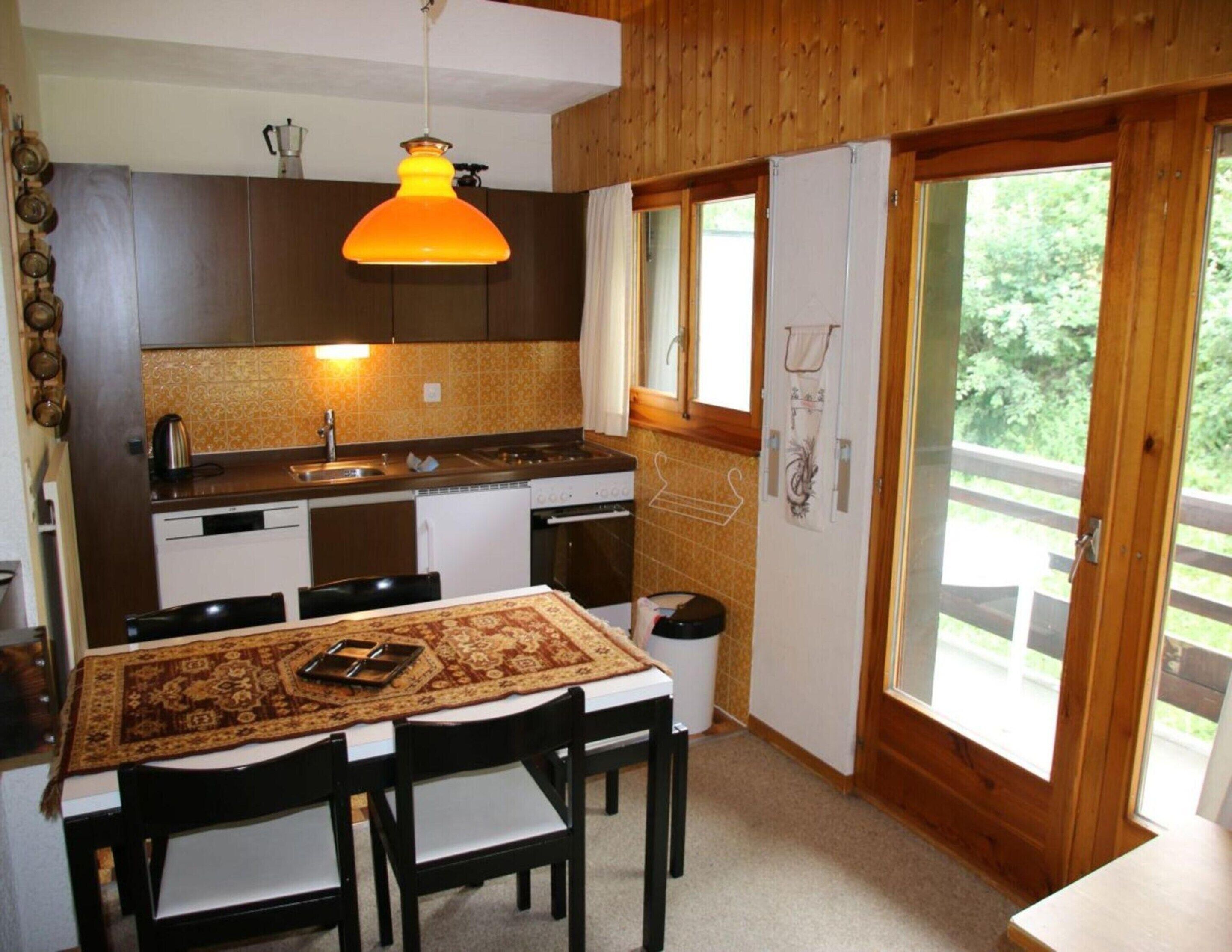 Comfort Apartment, 2 Bedrooms | Dining