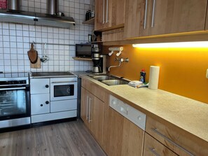 Comfort Apartment, 3 Bedrooms, Patio, Mountain View | Private kitchen | Coffee/tea maker, electric kettle - Apartment Saalfelden 23 (Saalfelden am Steinernen Meer)