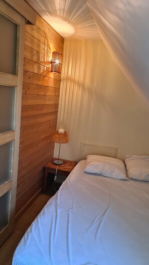 Room - House in Belle Ile with BICYCLES (Bangor)