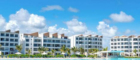 Apartment, 2 Bedrooms, Accessible, Patio | Pool