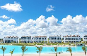 Beach - Modern 2bdrm Apt Lagoon-style Beach Downtown (Punta Cana)