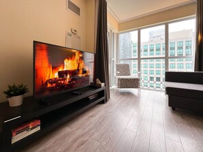 Classic Studio | Interior - Arts District Hotel - Toronto (Toronto)