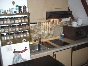 Fridge, microwave, oven, stovetop - Vacation home OSLO, 86 m² (Siegsdorf)