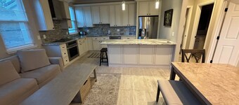Charming house in lovely Pleasanton perfect for your getaway