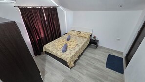 7 Schlafzimmer, WLAN, Bettwäsche