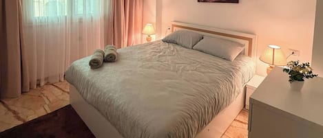 2 bedrooms, internet