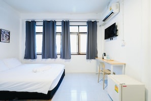 Chambre Double, 1 grand lit, non-fumeurs