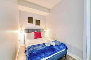 Classic Studio - Pearl Spacious Suites (Toronto)