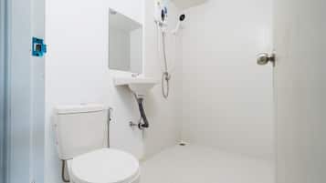 Shower, towels, soap, shampoo