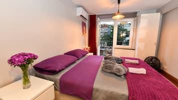 1 bedroom, iron/ironing board, Internet, bed sheets