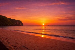 Beach - Luxurious Seaview 3-Bedroom Apartment in Ao Nang, Thailand (Tambon Ao Nang)