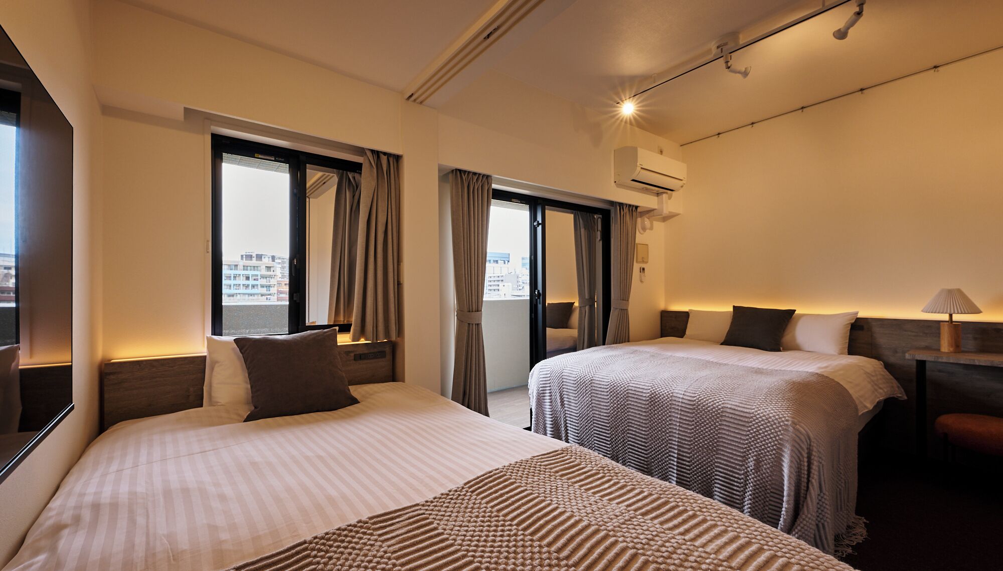 Twin Room | Free WiFi