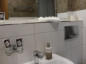 Bathroom - defaultName (Bad Gottleuba-Berggießhübel)