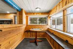 Interior - Quaint 3-bedroom Boyne City Cabin/ 3-Minutes to Boyne Mountain (Boyne City)