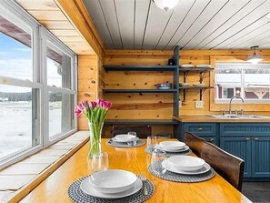 Dining - Quaint 3-bedroom Boyne City Cabin/ 3-Minutes to Boyne Mountain (Boyne City)