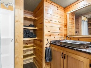 Bathroom - Quaint 3-bedroom Boyne City Cabin/ 3-Minutes to Boyne Mountain (Boyne City)