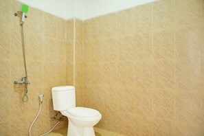 Bathroom - Luxury Deluxe DBL Retreat W/ Free WiFi and Parking (Bandar Lampung)