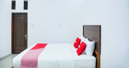 Luxury Deluxe DBL Retreat W/ Free WiFi and Parking