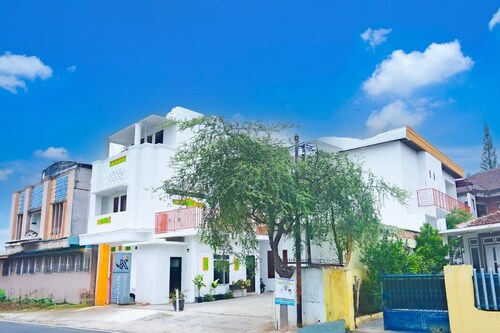 Luxury Deluxe DBL Retreat W/ Free WiFi and Parking