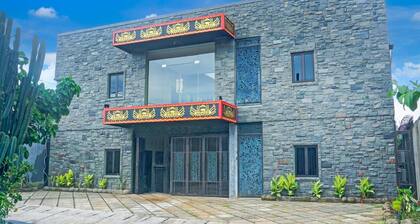 Luxury Deluxe DBL Retreat W/ Free WiFi and Parking