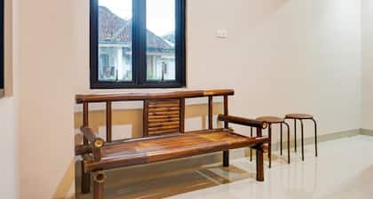 Luxury Deluxe DBL Retreat W/ Free WiFi and Parking