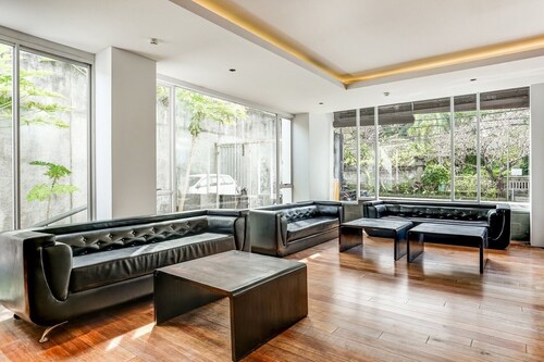 Luxury Deluxe DBL Retreat W/ Free WiFi and Parking