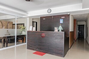 Entrance / Reception - Cozy Standard Double Stay W/ Free WiFi and Parking (Bali)
