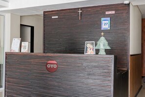 Lobby - Cozy Standard Double Stay W/ Free WiFi and Parking (Bali)