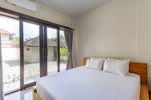 Unclassified image, 4 of 35, button - Luxury Deluxe DBL Escape W/ Free WiFi and Parking (Bali)